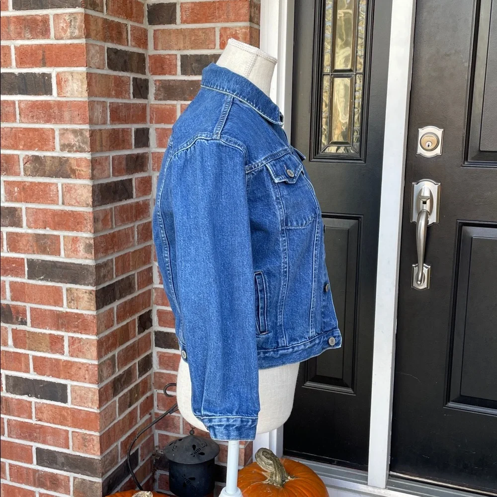 Vintage Old Navy Classic Blue Denim Jacket‎